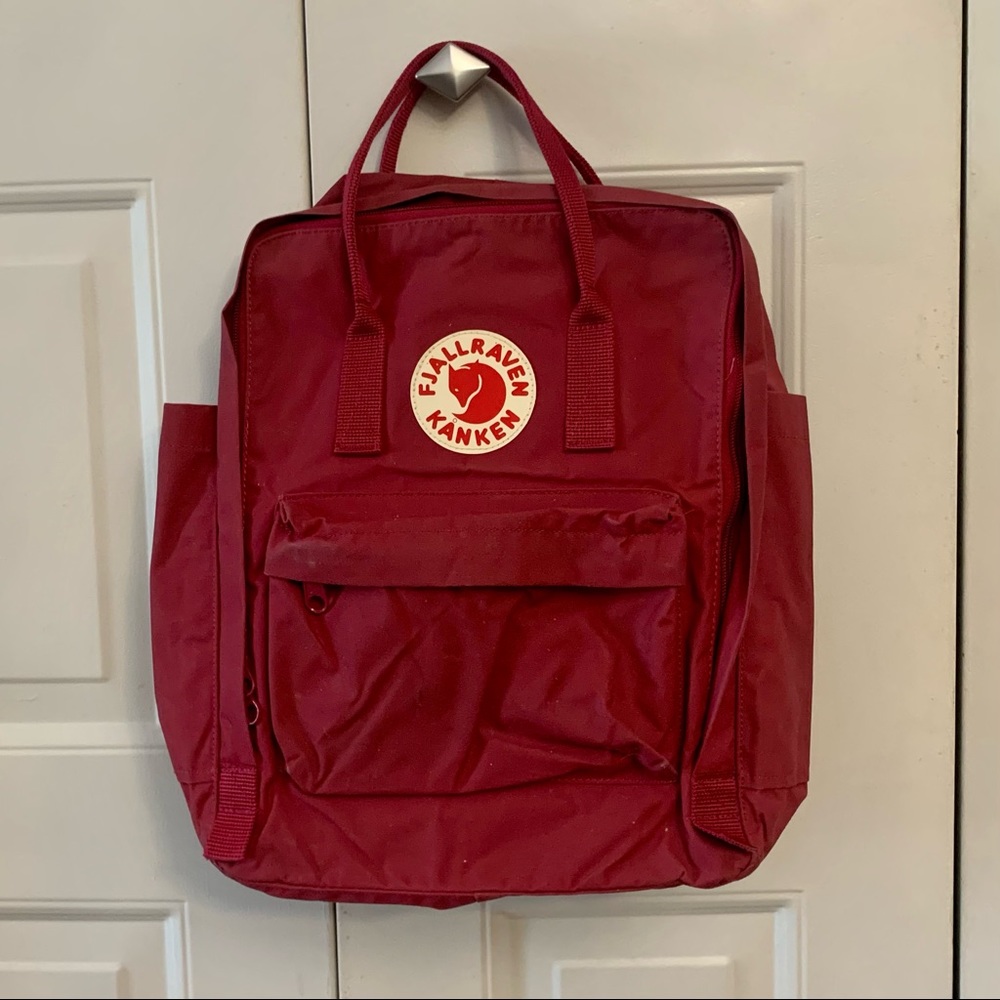 Fjallraven Kanken Backpack in Plum